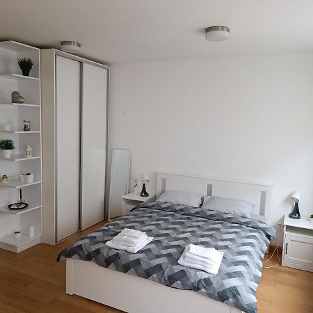 White Apartment Belgrád Kültér fotó